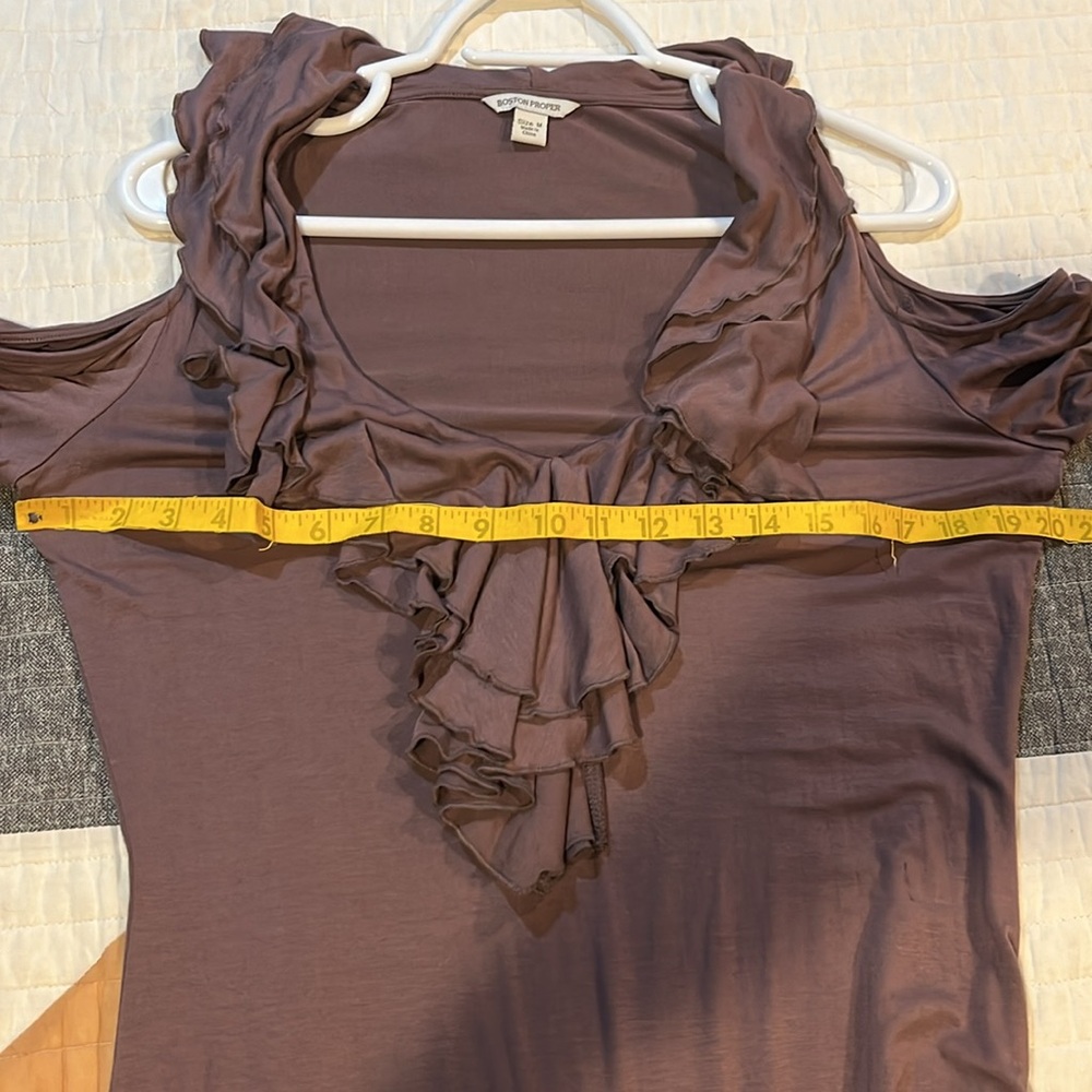 Boston Proper Cold Shoulder Ruffle Detail Top - Picture 12 of 12